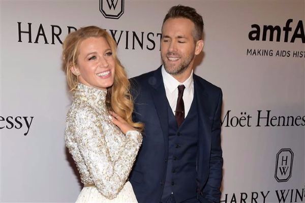 I burnt a hole in my wedding dress Blake Lively confesses